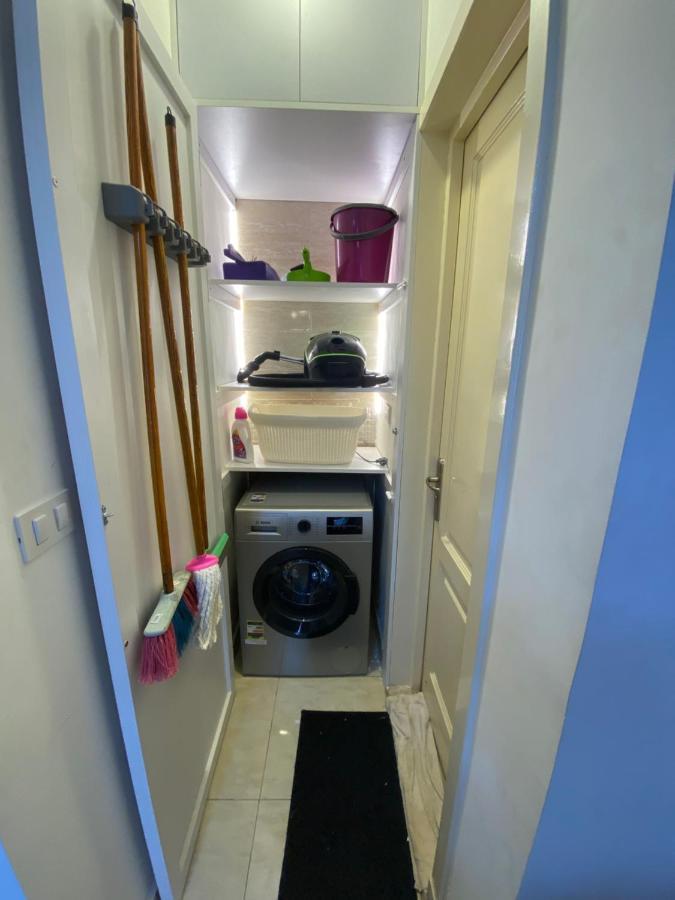 Madinaty Well-Furnished 3- Bedroom Apartment - شقة فندقيه للايجار مدينتي Madinat ash Shuruq Kültér fotó