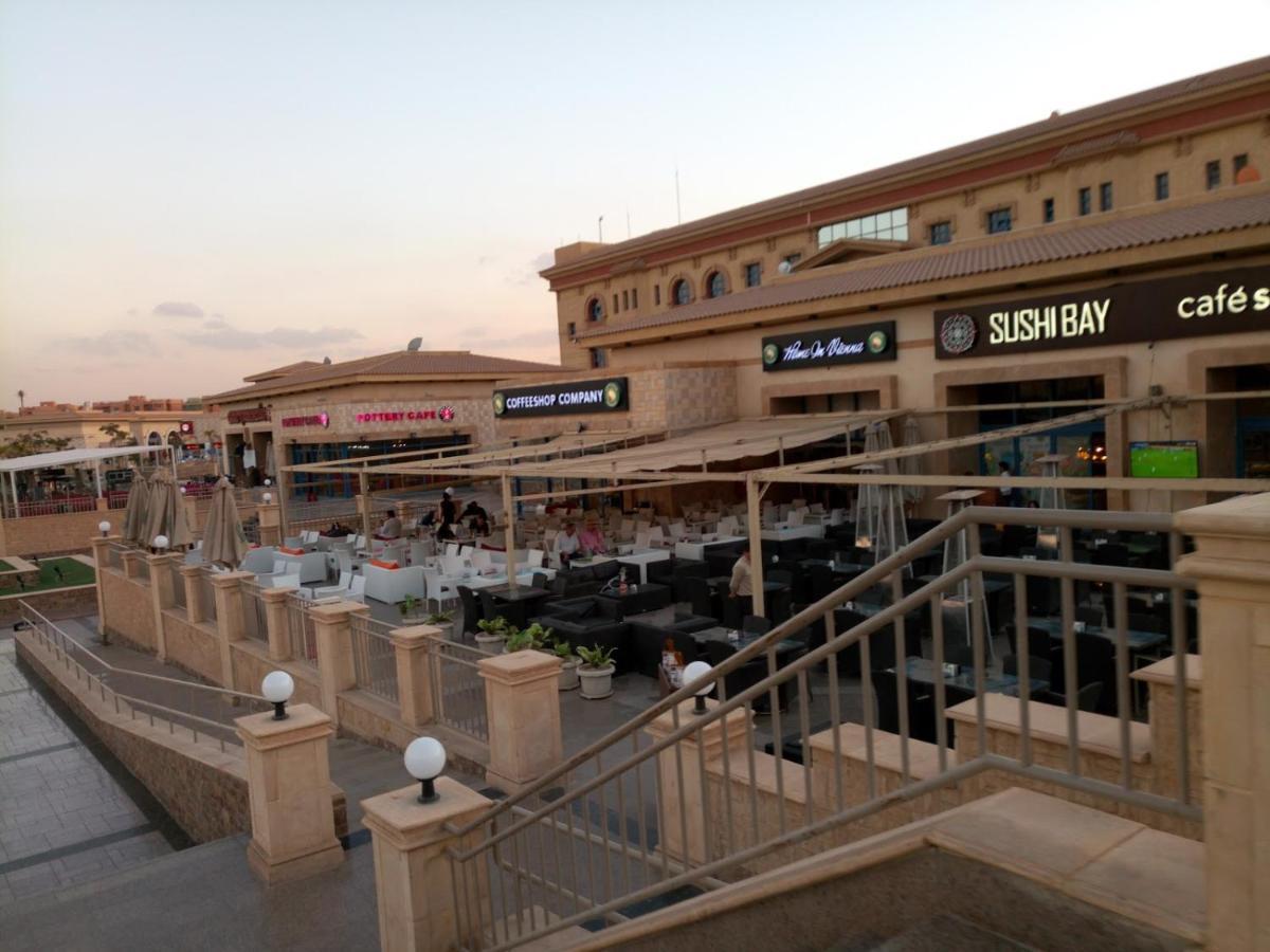 Madinaty Well-Furnished 3- Bedroom Apartment - شقة فندقيه للايجار مدينتي Madinat ash Shuruq Kültér fotó